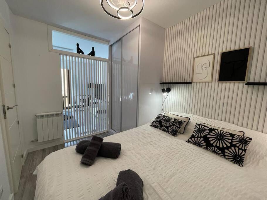 Urban Home By Unique Rooms Burgos Exterior photo